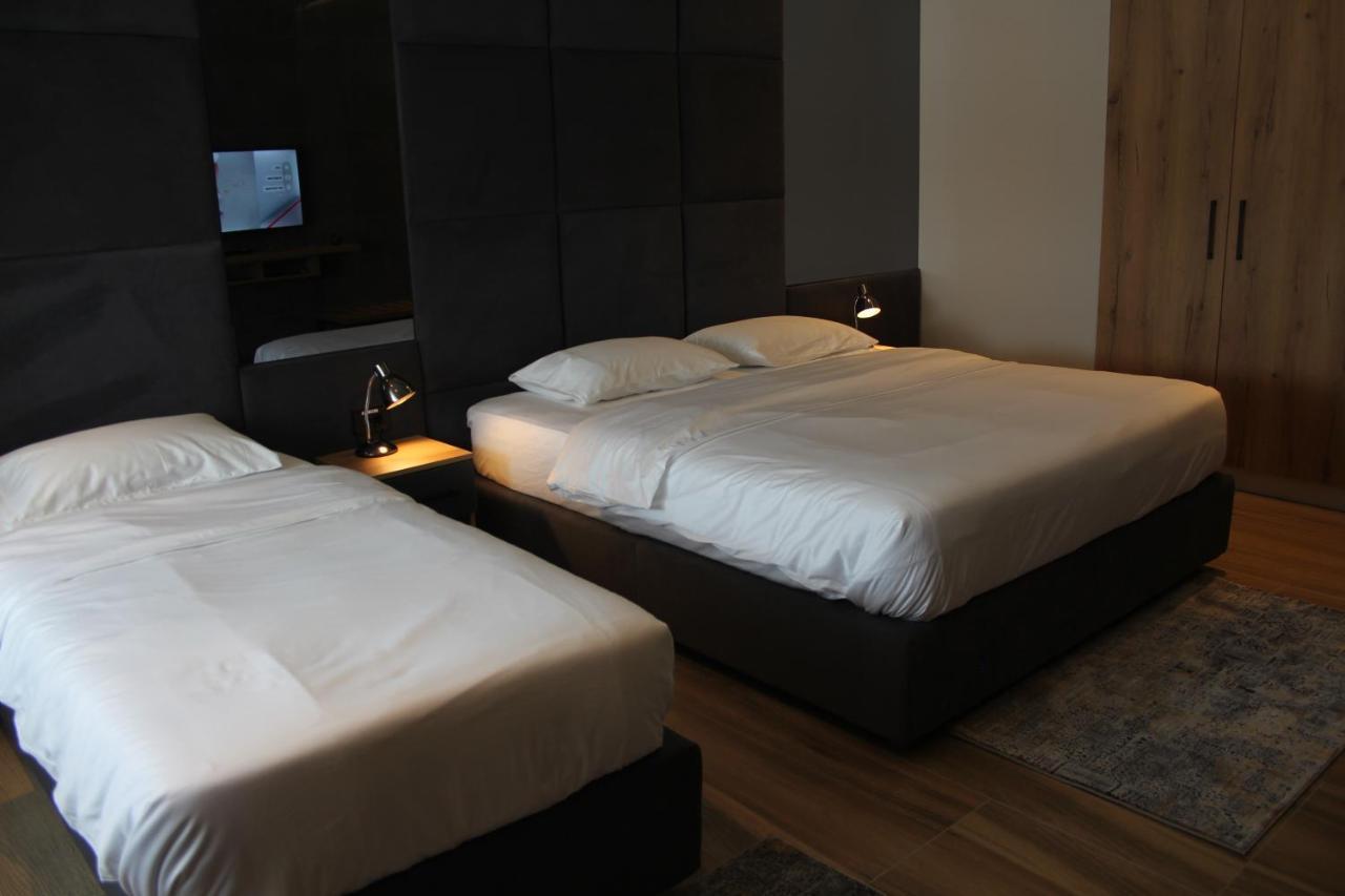 Hotel-VH Preshevë Buitenkant foto